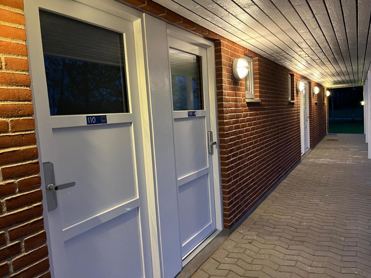 Go-Sleep Bredehus Aparthotel Bredsten  Eksteriør bilde